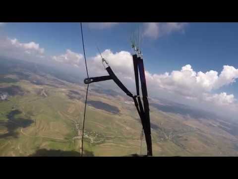 Paragliding in Transylvania - Cloudbase conversation