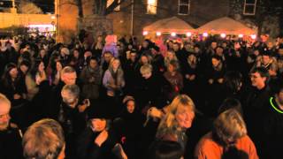preview picture of video 'Wolfville Family Tree Lighting.  Video By Innovative.  (www.ih.ca)'