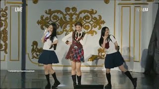 Download lagu Arah Sang Cinta Dan Balasannya (Koi no Keikou to Taisaku) - JKT48 |'Last Voyage' Shani Grad Concert. mp3