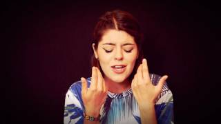 Que me alcance la vida/ Sin bandera (COVER) | Mich Torres