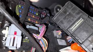 2013 Ford Explorer Fuse Box Access & Relays Identified