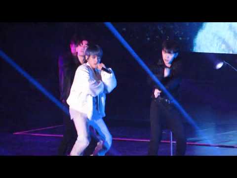 200201 'UN Village' Baekhyun Solo LA Forum February 1st 2020 Inglewood CA