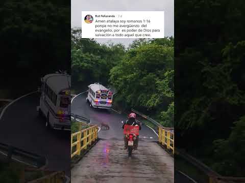 Pasando por el puente ubicado sobre el río Sumpul en Las Flores, Chalatenango 📍💙 El Salvador 🇳🇮