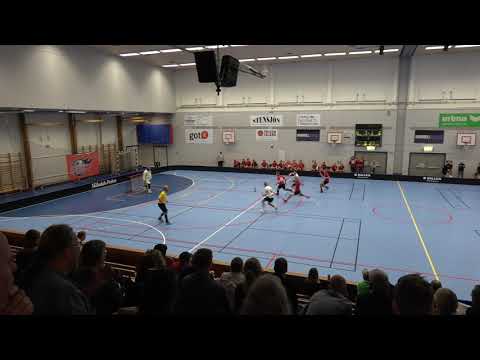 181012 Herrar Div1 VGR Mölndal IBF - Stenungsunds IBK (7-2) Per3