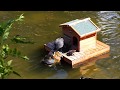 Duck House Heron Island Reading