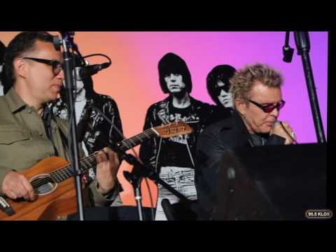 Fred Armisen, Billy Idol and Steve Jones perform at the Johnny Ramone Tribute 2017