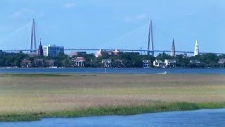 preview picture of video 'Charleston SC  +  College of Charleston -- Coastal, City, Campus and Classroom Scenes'