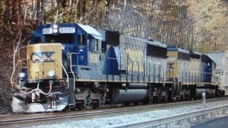 preview picture of video 'CSX 8597 & 8445 Head South on the MET'
