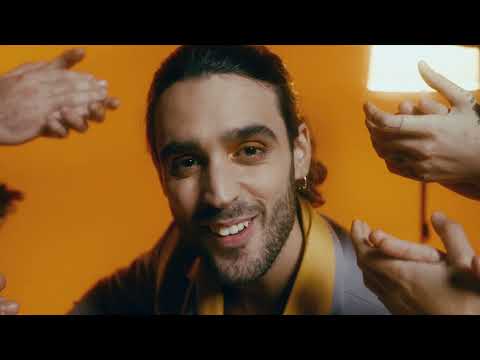 Pedro Pastor y Los Locos Descalzos - Me haces sentir (Video Oficial)