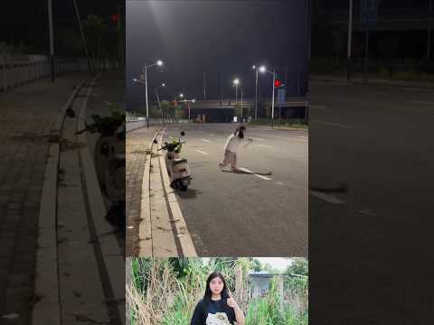 What is he/she doing? #trending #shortvideo #viral #music #dance #korean #beautiful