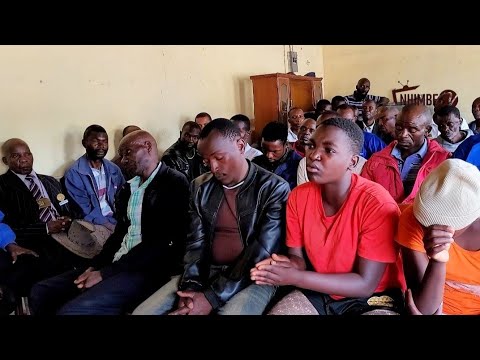 Chief Makoni - Ngozi Yaingoti Pese Payamuonera Yotomurova. Yoti Akatora Ivhu repaGuva Pangu.