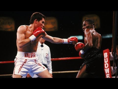 Julio Cesar Chavez vs Roger Mayweather II (Highlights)