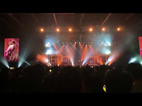 171125 4K IU “Palette” in Hong Kong 囍帖街