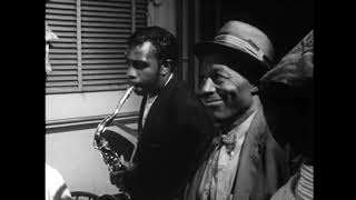 Howlin Wolf - Dust My Broom