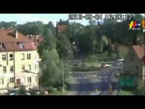 TRAGICZNY WYPADEK NA RONDZIE W KŁODZKU