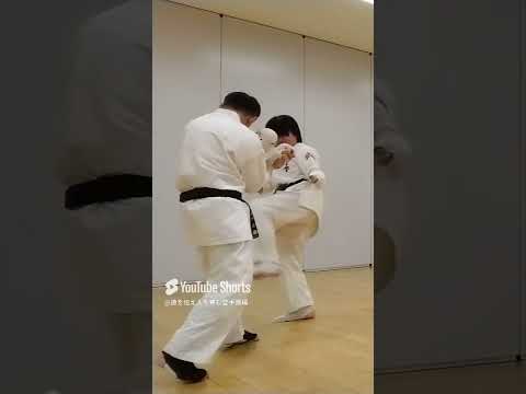カラテ女子　三日月蹴りを磨く！ #フルコンタクト空手#空手女子#沖縄剛柔流空手#古武道#karate #極真空手 #拳志會 #生涯武道 #津市#青少年育成 #martialarts