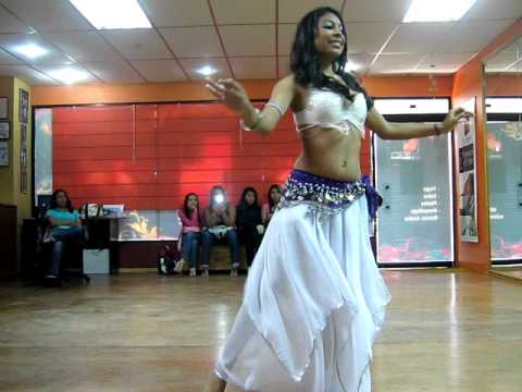 danza árabe derbake de jillina :D