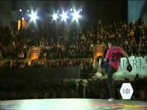 Red Bull Street Style in Lecce - Ghunter Celli vs Sean Garnier