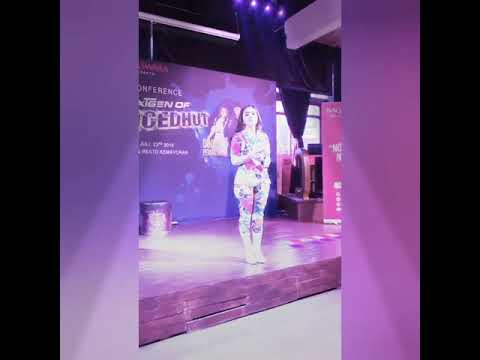 Mimie Fhara - Hatiku Terluka ( LIVE PERFORMANCE)
