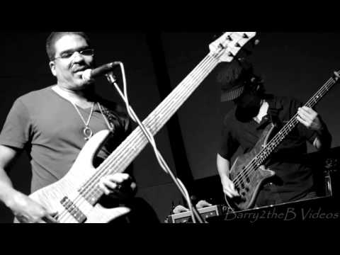 OTEIL BURBRIDGE AMAZING BASS SOLO w/Cody Wright