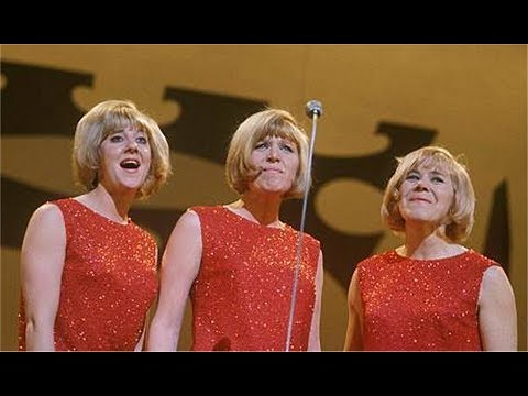 78 RPM - The Kaye Sisters - Shake Me I Rattle (1957)