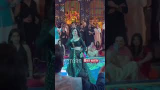 Download lagu Mahira Khan Dance On Anarkali Disco Chali at Wedding #mahirakhan #shorts #viralshorts #trending mp3