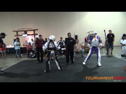 Yohan Alvarado vs Tyler Hall at U.S. Capitol Classics 2012