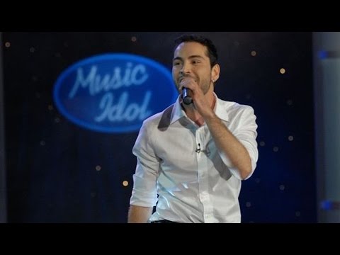 Plamen Dereu - Give in to Me (Live on Music Idol 3) [Michael Jackson Cover]