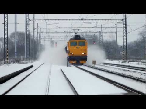 IC 1012 Regiojet a Cargo ESO v Jistebníku