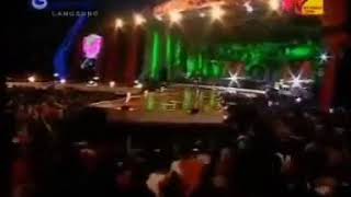 Download lagu Saint Loco - Terapi Energi ( Mtv Staying Alive 2009 ) mp3