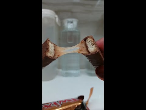 TWIX CHOCOLATE! #shorts #twix #chocolate #crunchy #satisfying #asmr #trending #ytshorts #reels