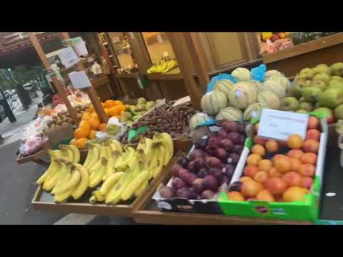 Mercado de frutas e legumes em Paris