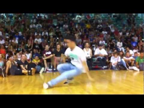 HIP HOP CONNECTION 2012- MARITTIMA FUNK VS DEAD PREZ