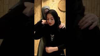 Download lagu A village girl is tempted by forbidden love❤️💋 #kiss #shortvideo #gadisberhijab #lesbian #lgbt mp3