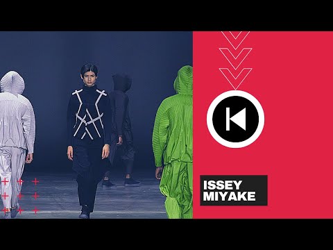 HOMME PLISSÉ ISSEY MIYAKE  FW 2024 COLLECTION #parisfashionweek #paris #IsseyМiyake #fashion #runway