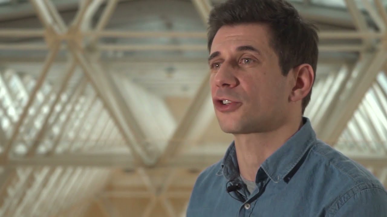 Teatrologike: Aljban Ukaj