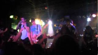 At The Skylines- The Amazing Atom @ Chain Reaction