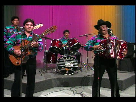 Tony Coronado y los Sultanes de N.L. - "Que no aprendes Corazon"
