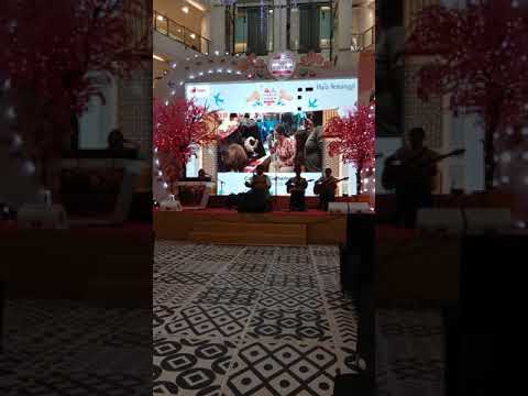 Jikustik - saat kau tak disini cover institut musik jalanan at the plaza semanggi