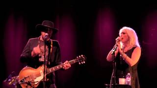Daniel Lanois &amp; Emmylou Harris  The Maker 4-5-14