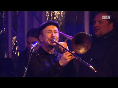 George Ezra - Berlin 02.10.2018 - 1 -