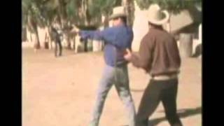 el komander  10 tiros por segundo