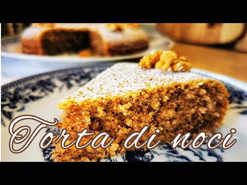 Torta soffice alle noci, ricetta facile e veloce.