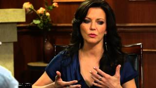 I Believe In Acceptance | Martina McBride | Larry King Now - Ora TV