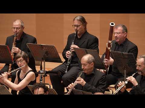 Andreas Ottensamer conducts Mendelssohn 4 / Basel Chamber Orchestra (Encore: Rossini “La Danza”)