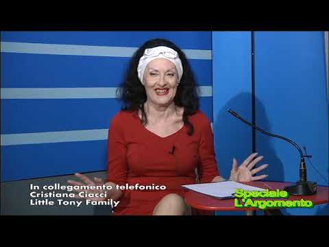 L'Argomento  intervista Cristiana Ciacci  " Little Tony Family" part. in studio di Hermosa Hermosita