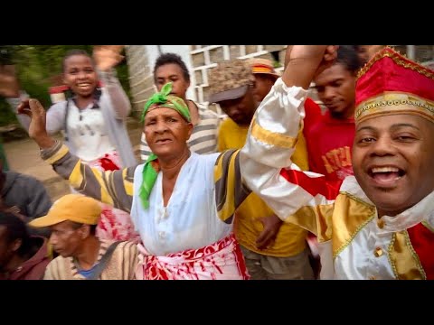 DESTYN MALOYA- Oyaé  [ CLIP OFFICIEL ]