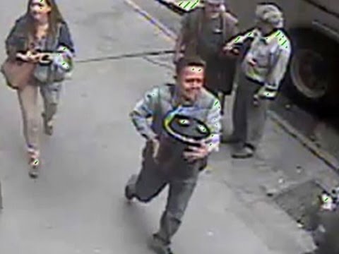 Raw: Thief Steals Bucket of Gold Worth $1.6M