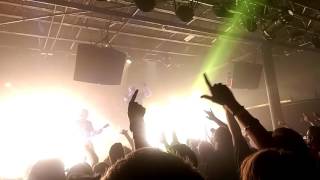 Thousand Foot Krutch - Falls Apart(Live Houston)