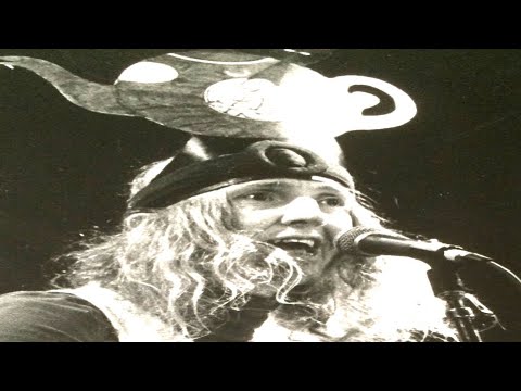daevid allen being a maniac for 9 minutes